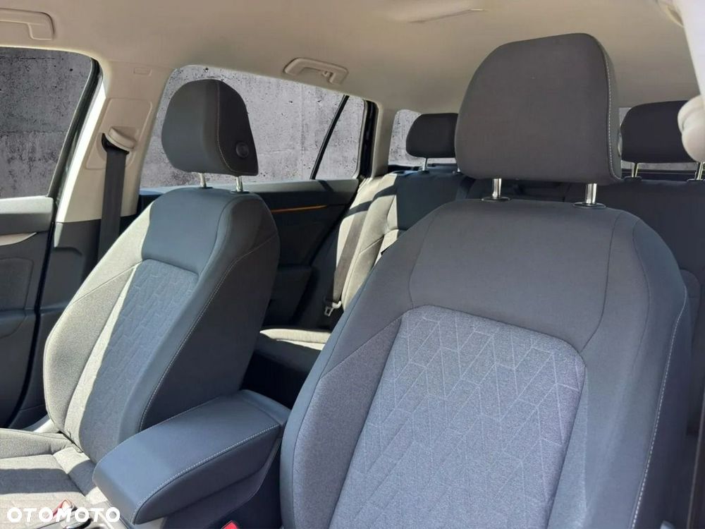 Volkswagen Golf Variant 1.5 eTSI mHEV Life DSG - 11