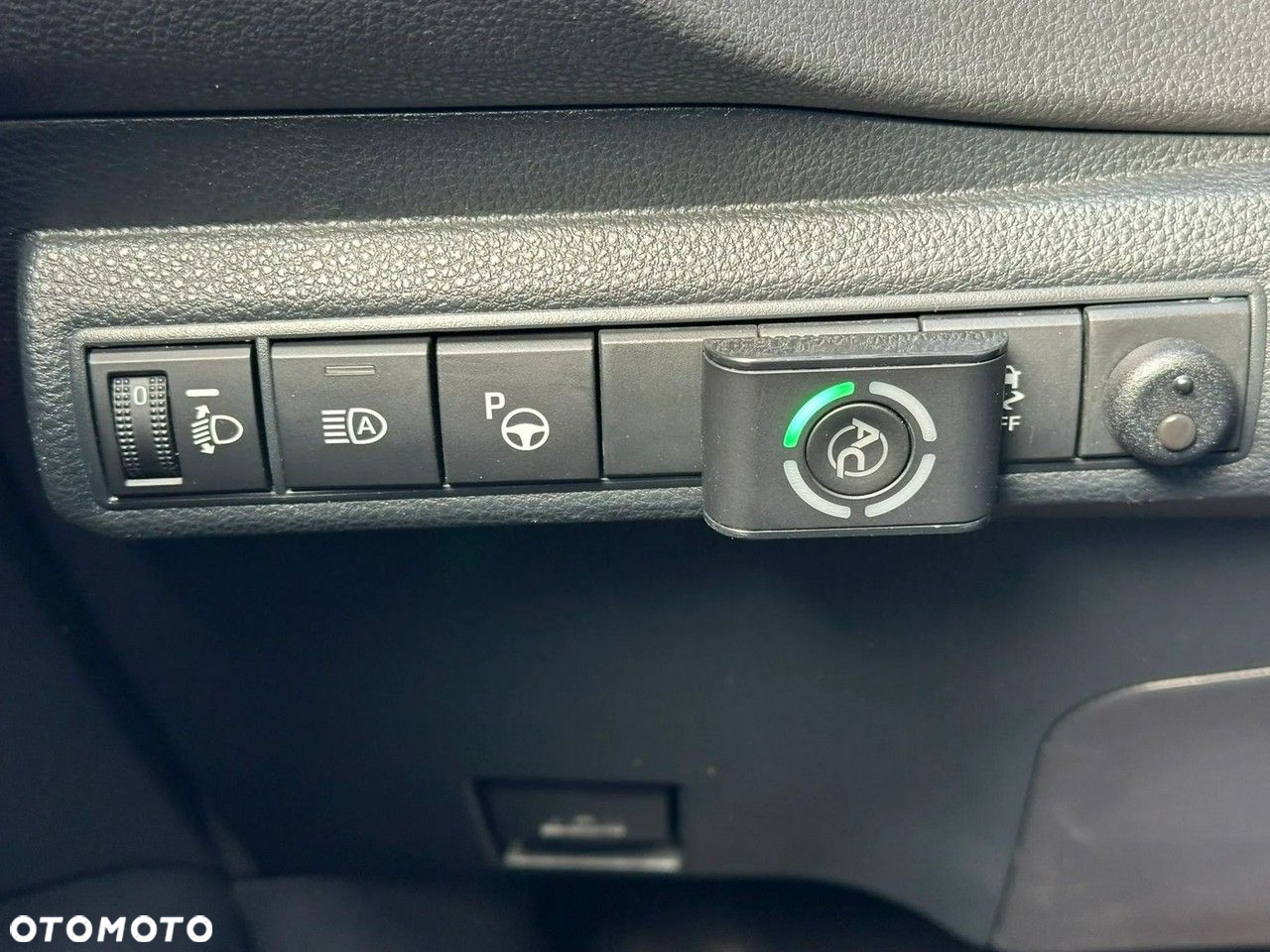 Toyota Corolla - 21