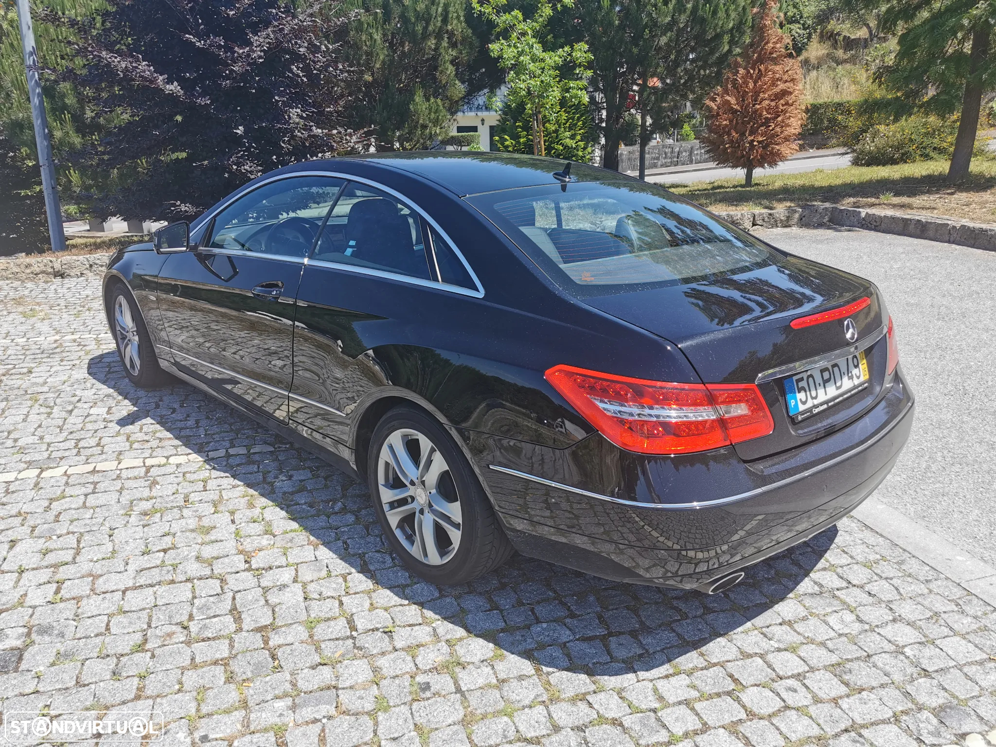 Mercedes-Benz E 220 CDi Avantgarde BlueEfficiency - 3