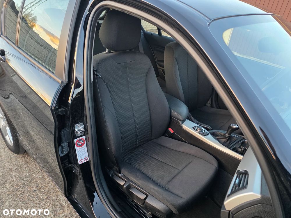 BMW Seria 1 118d DPF Edition Lifestyle - 11