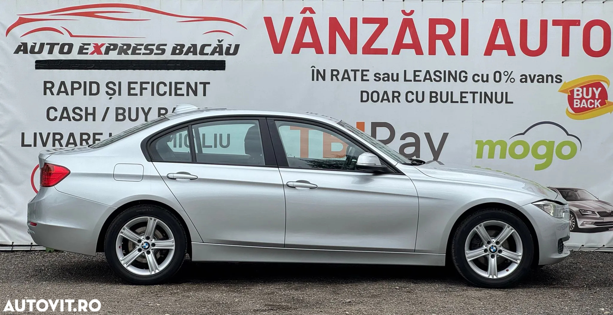 BMW Seria 3 318d Touring Aut. - 16