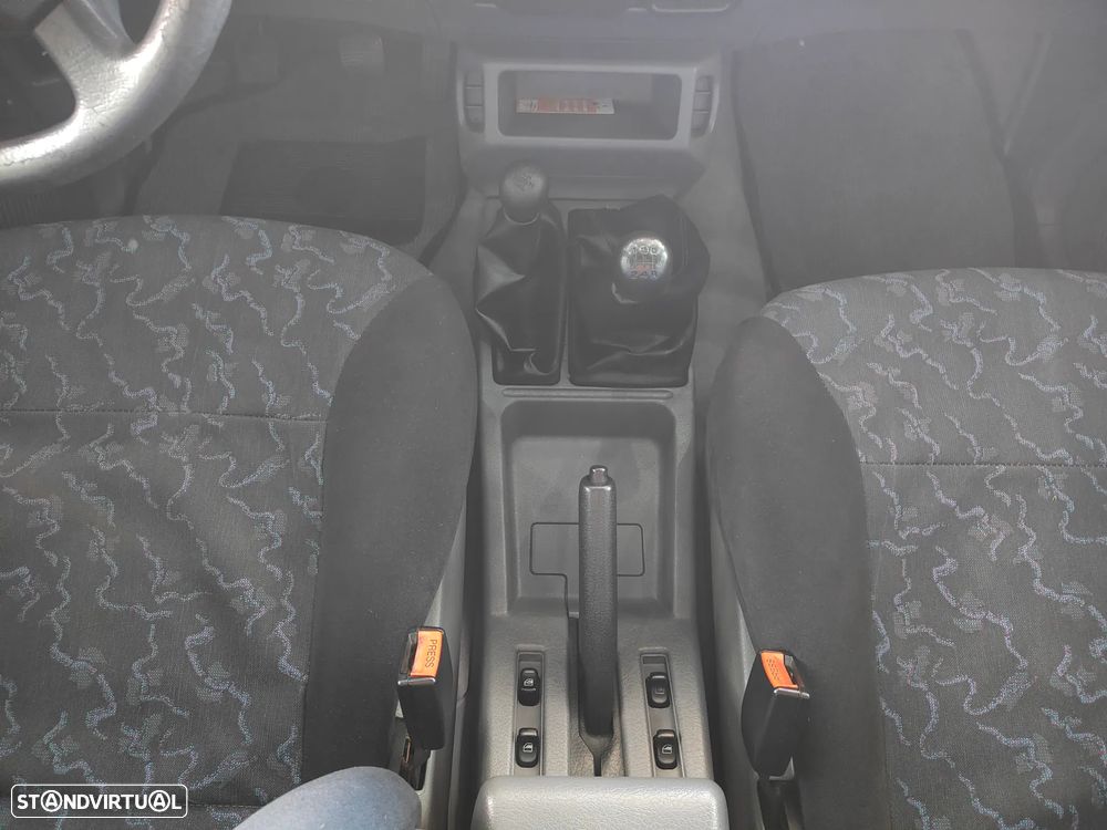 Nissan Terrano II 2.7 TDi SR AC+ABS - 13