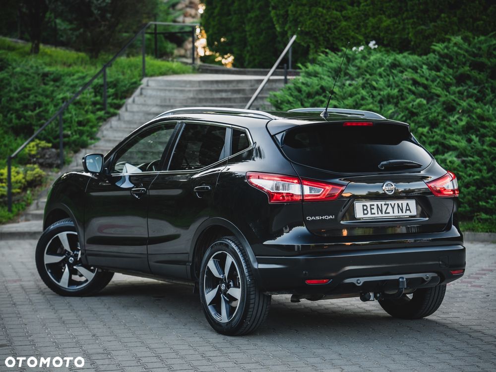 Nissan Qashqai 1.2 DIG-T N-Vision - 16