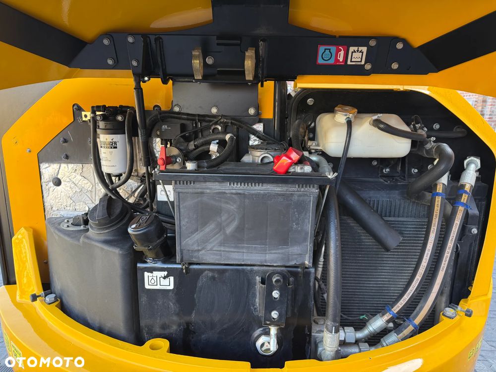 JCB 48Z-1 - 31