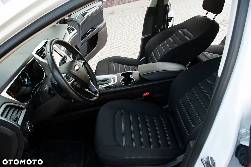 Ford Mondeo 2.0 TDCi STart-Stopp PowerShift-Aut Titanium - 32