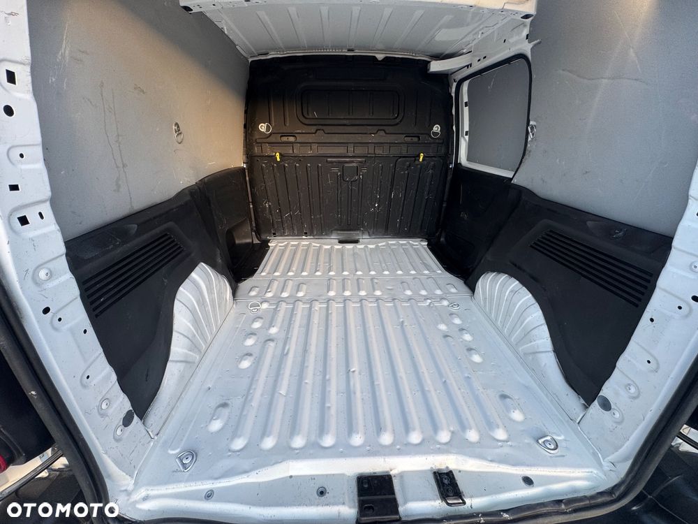 Citroën BERLINGO - 8