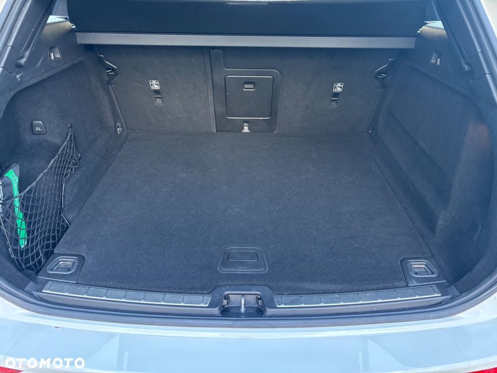 Volvo XC 60 T4 R-Design - 21