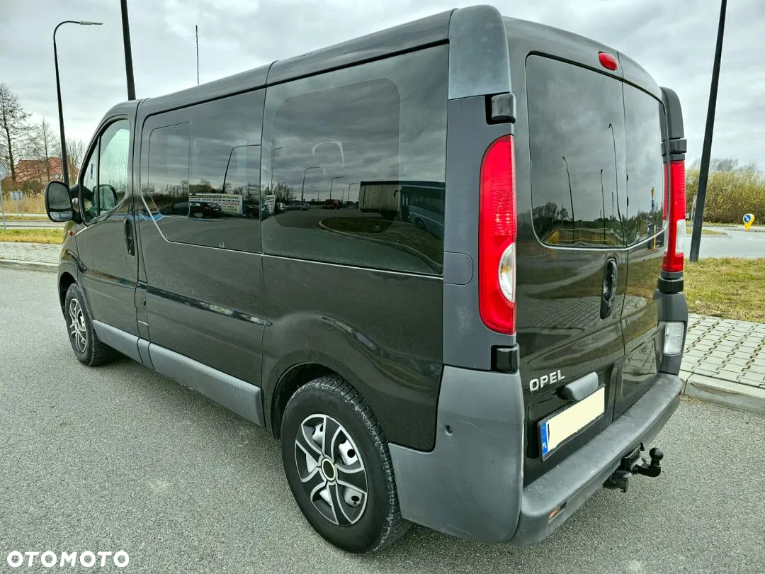 Opel Vivaro - 34