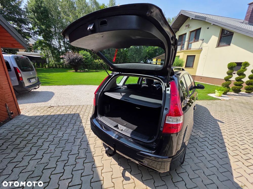 Hyundai i30 i30cw 1.6 CRDi Automatik Comfort - 7