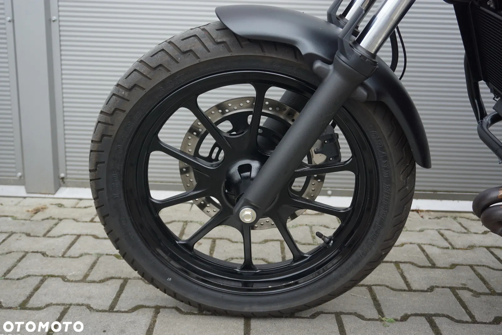 Kawasaki Eliminator 500 - 18