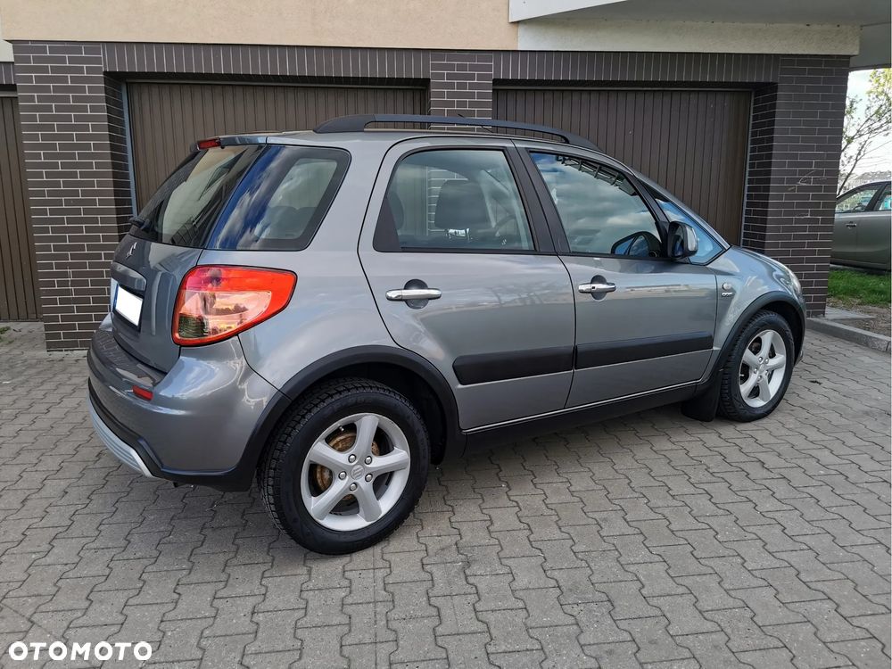 Suzuki SX4 1.9 DDiS DPF Streetline 4x2 Club - 40