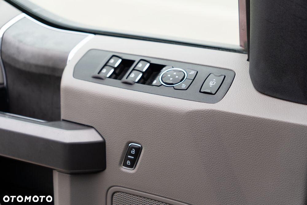 Ford F250 - 30