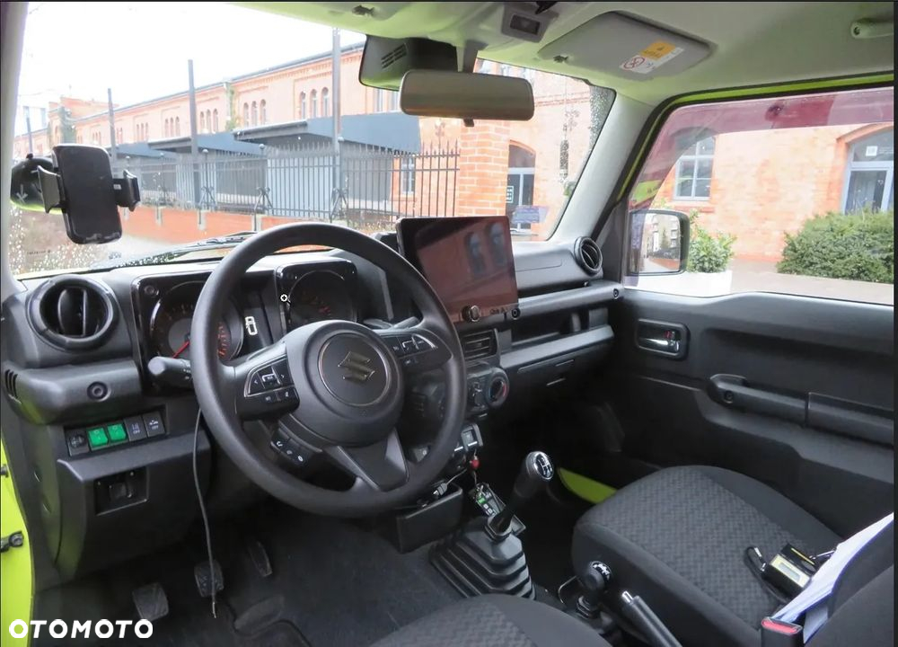 Suzuki Jimny 1.5 Premium - 26