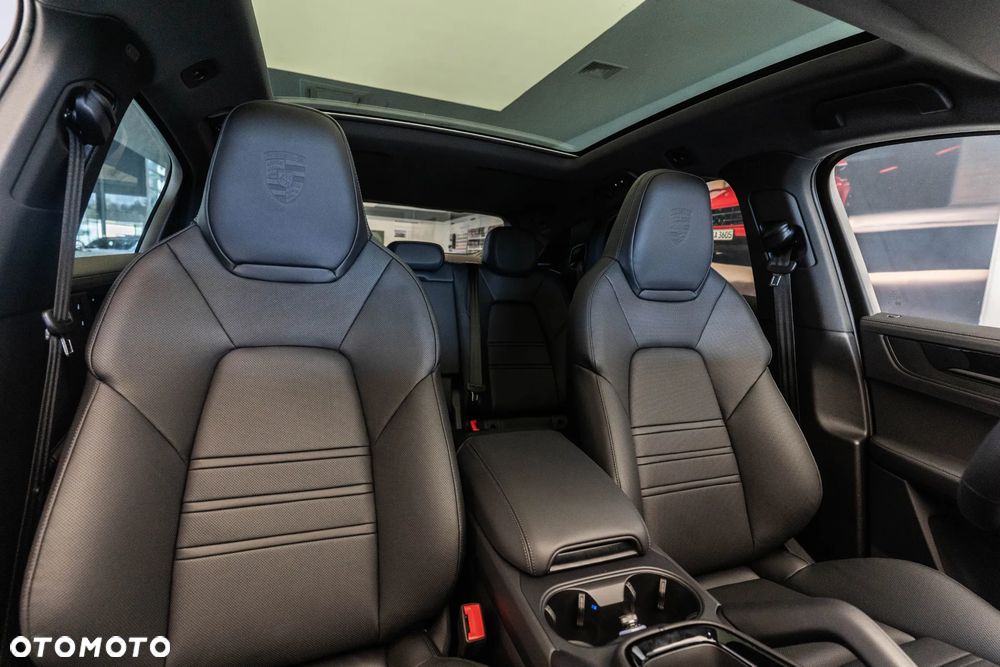 Porsche Cayenne Black Edition - 37
