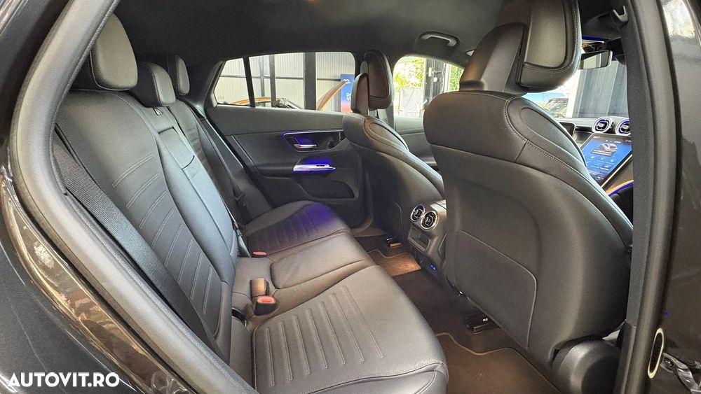 Mercedes-Benz GLC Coupe 220 d 4MATIC MHEV - 32
