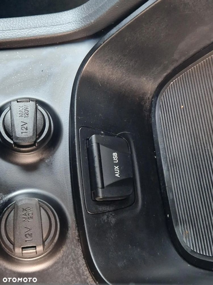 Hyundai Santa Fe 2.0 CRDI 2WD Premium - 10