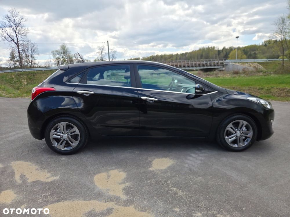 Hyundai i30 1.4 Base - 4