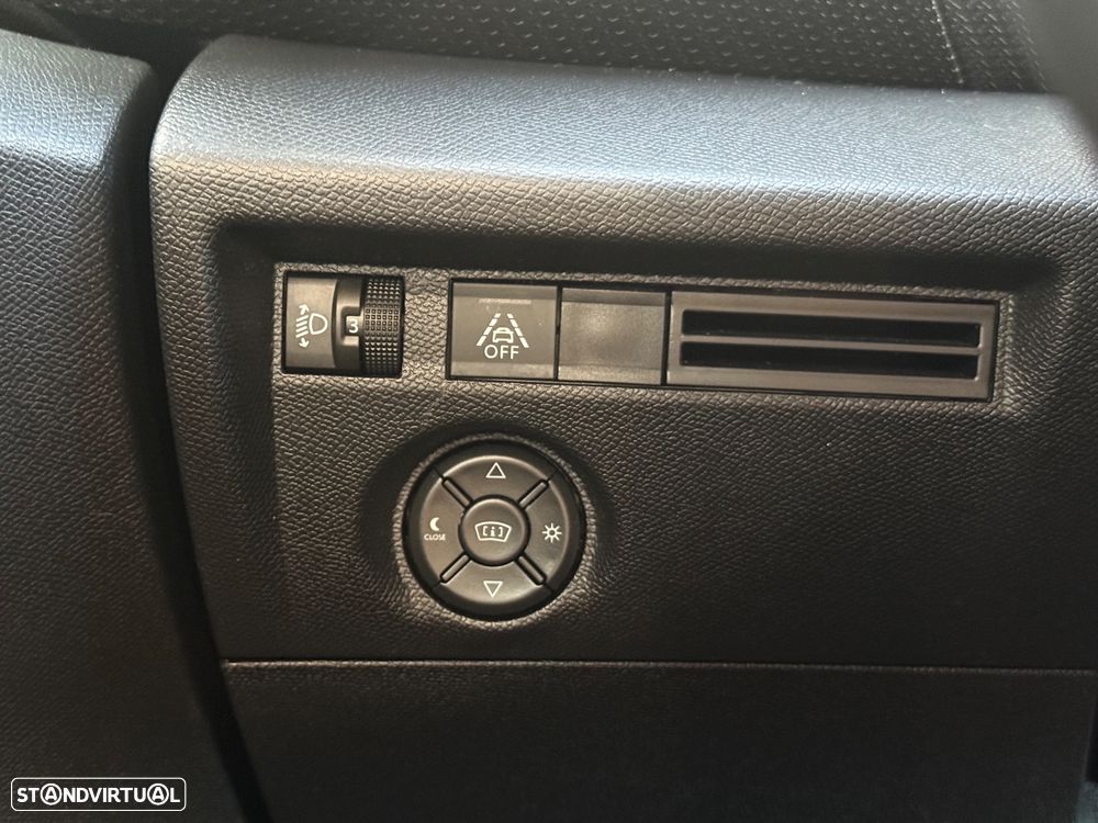 Citroën C4 1.2 PureTech Shine - 26