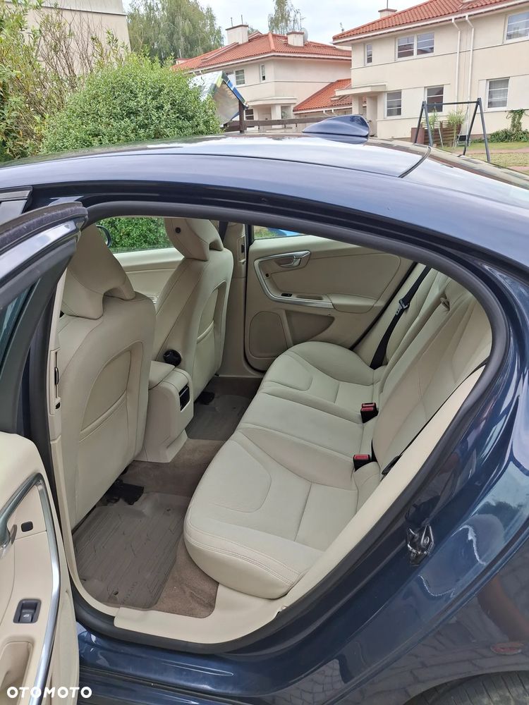 Volvo S60 D3 - 4