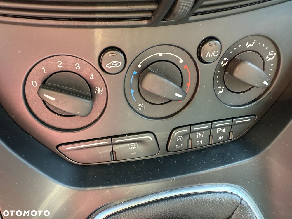 Ford C-MAX - 14