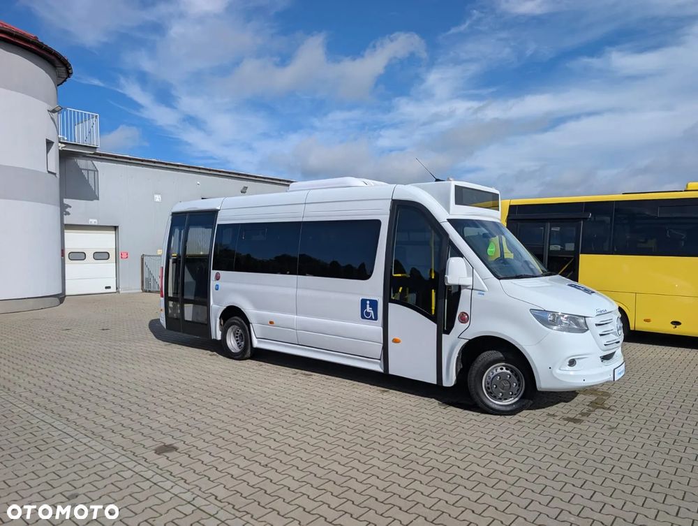 Mercedes-Benz Sprinter 517 - 3