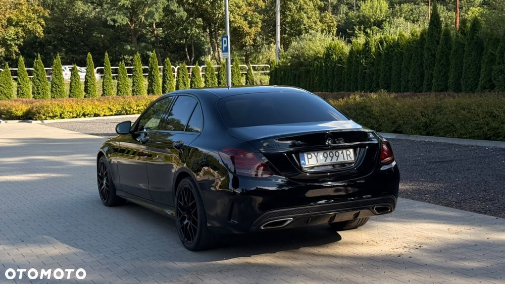Mercedes-Benz Klasa C 200 4-Matic 9G-TRONIC - 11