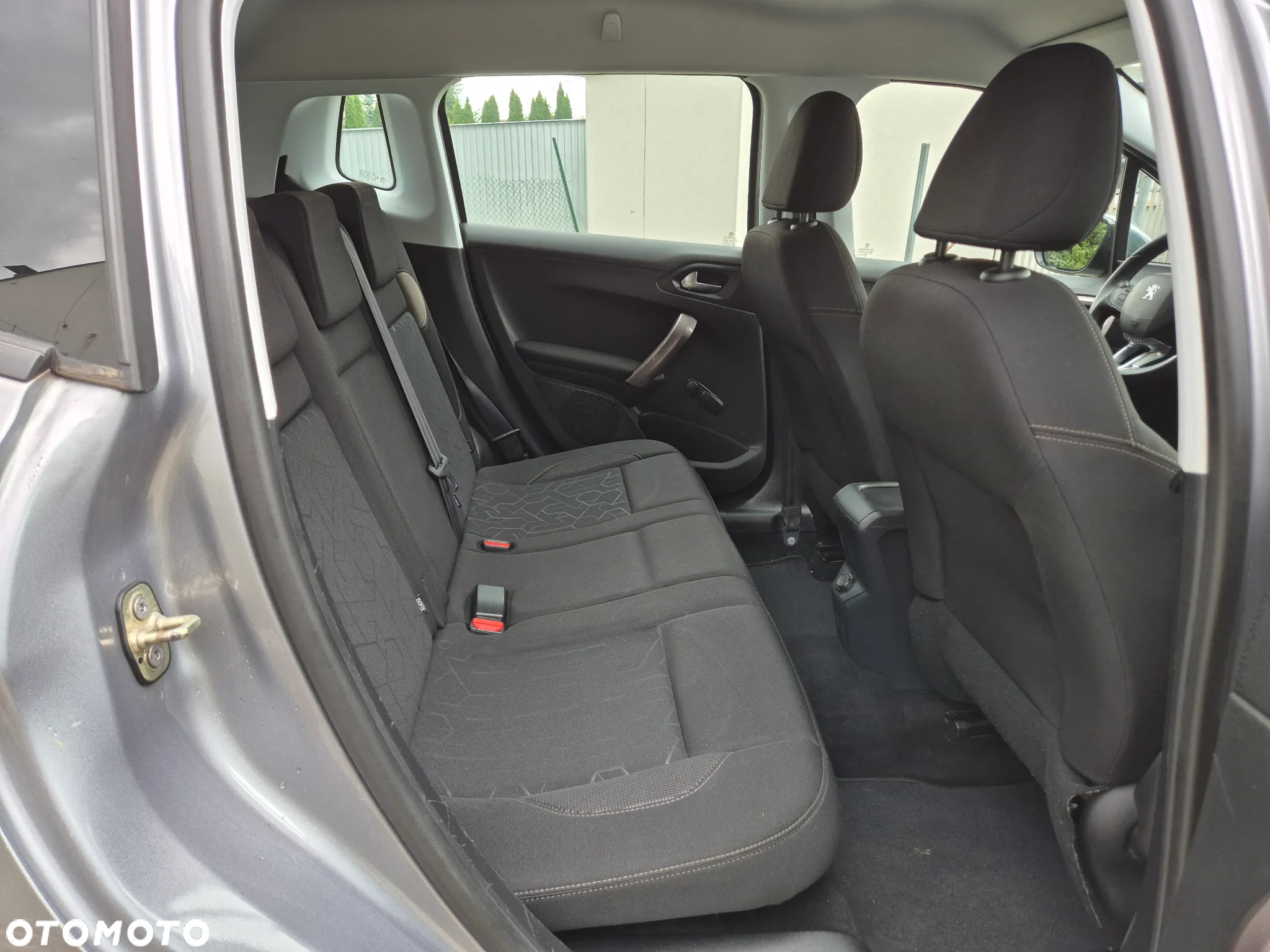 Peugeot 2008 - 17