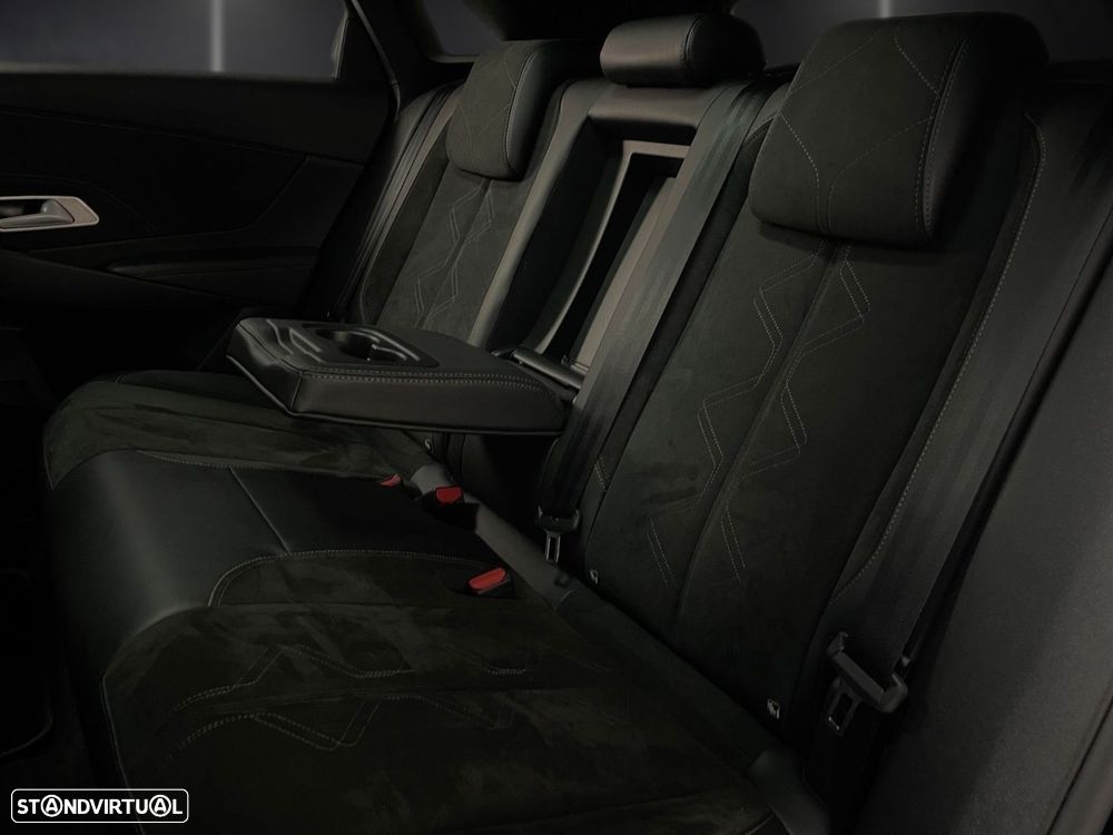 DS DS7 Crossback E-Tense Performance Line EAT8 - 6