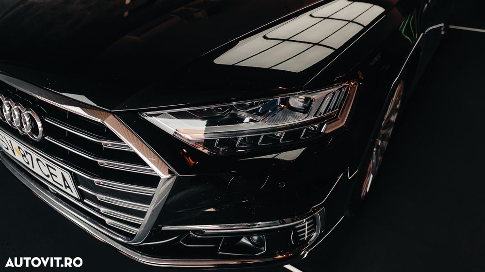Audi A8 - 6