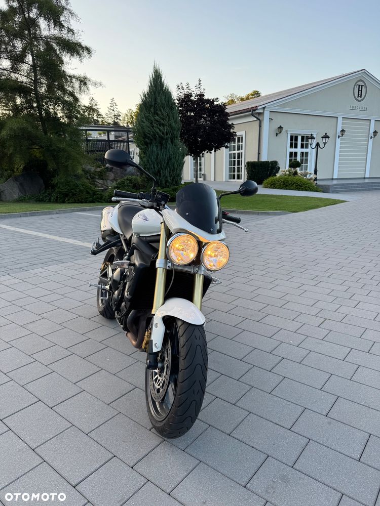 Triumph Street Triple - 2
