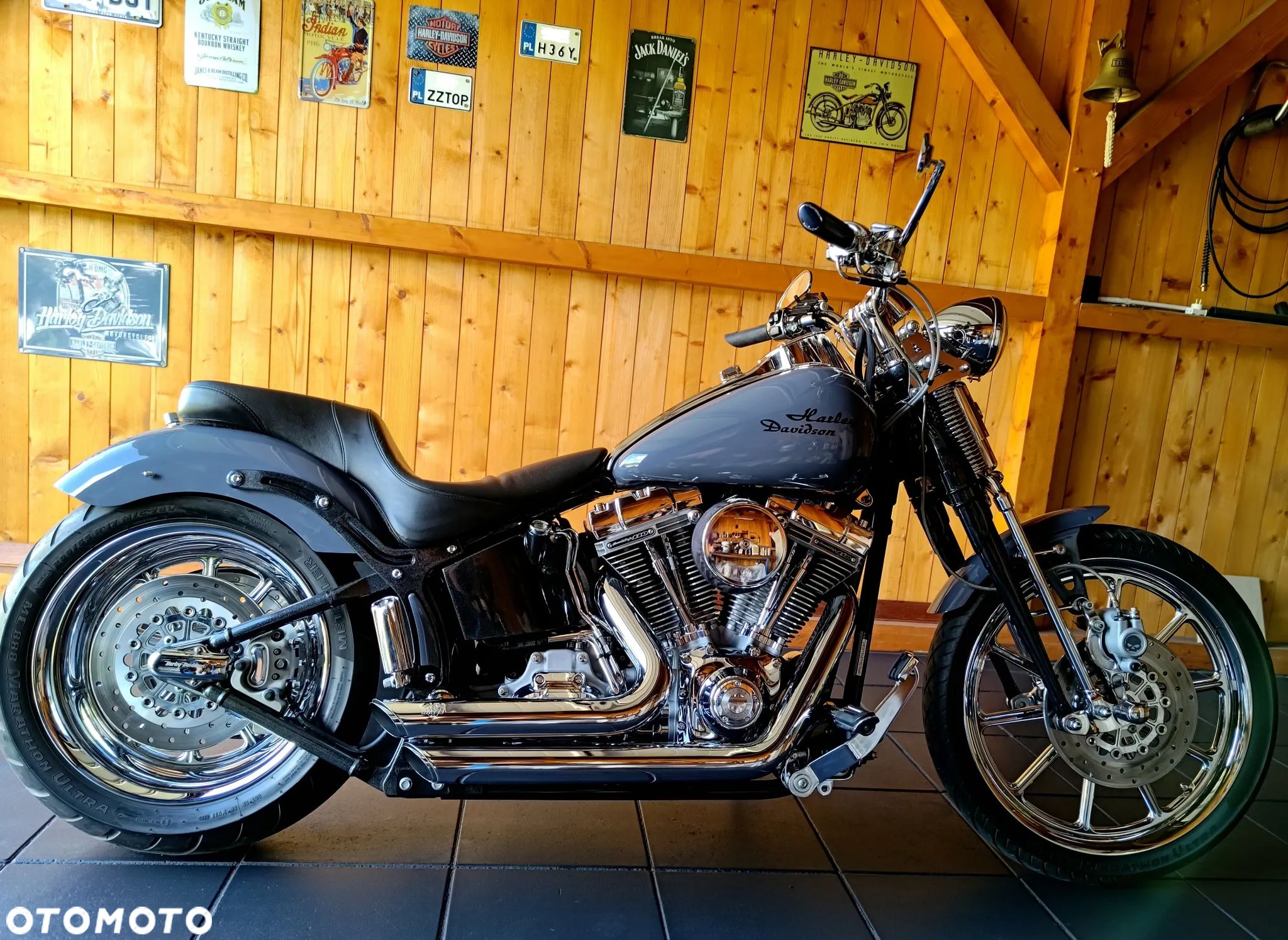Harley-Davidson Softail - 1