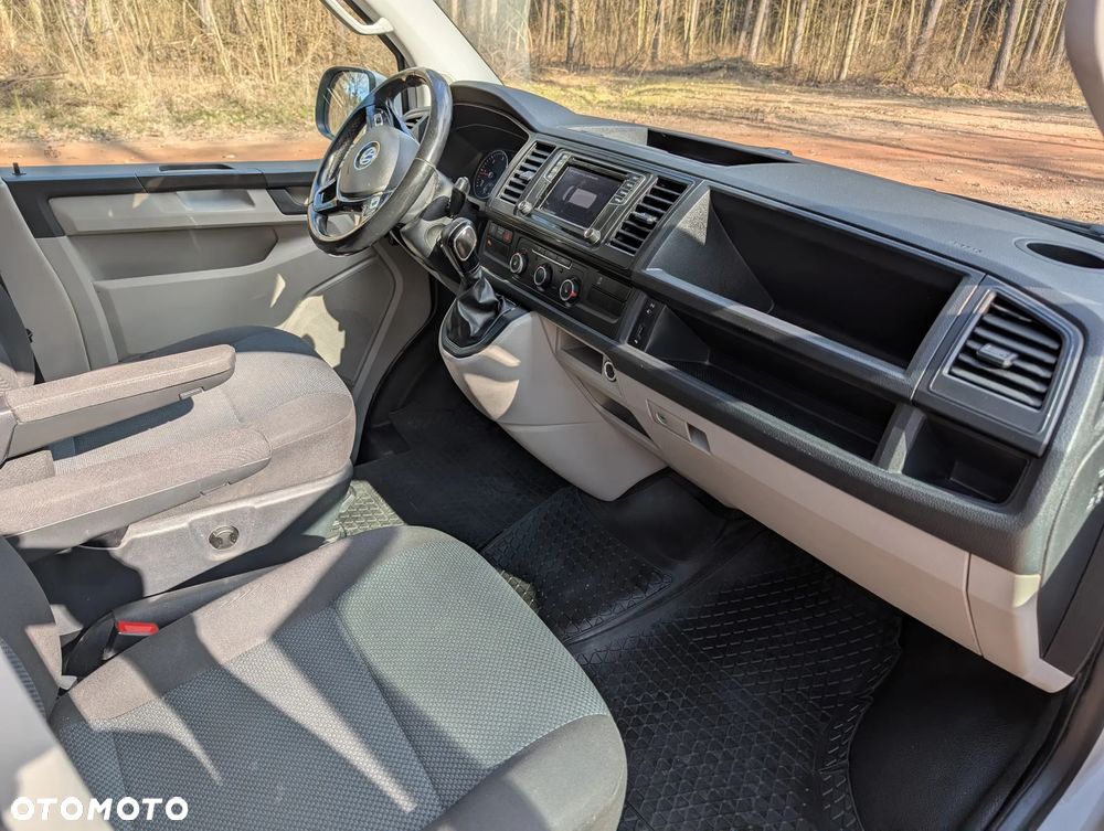 Volkswagen Transporter - 8