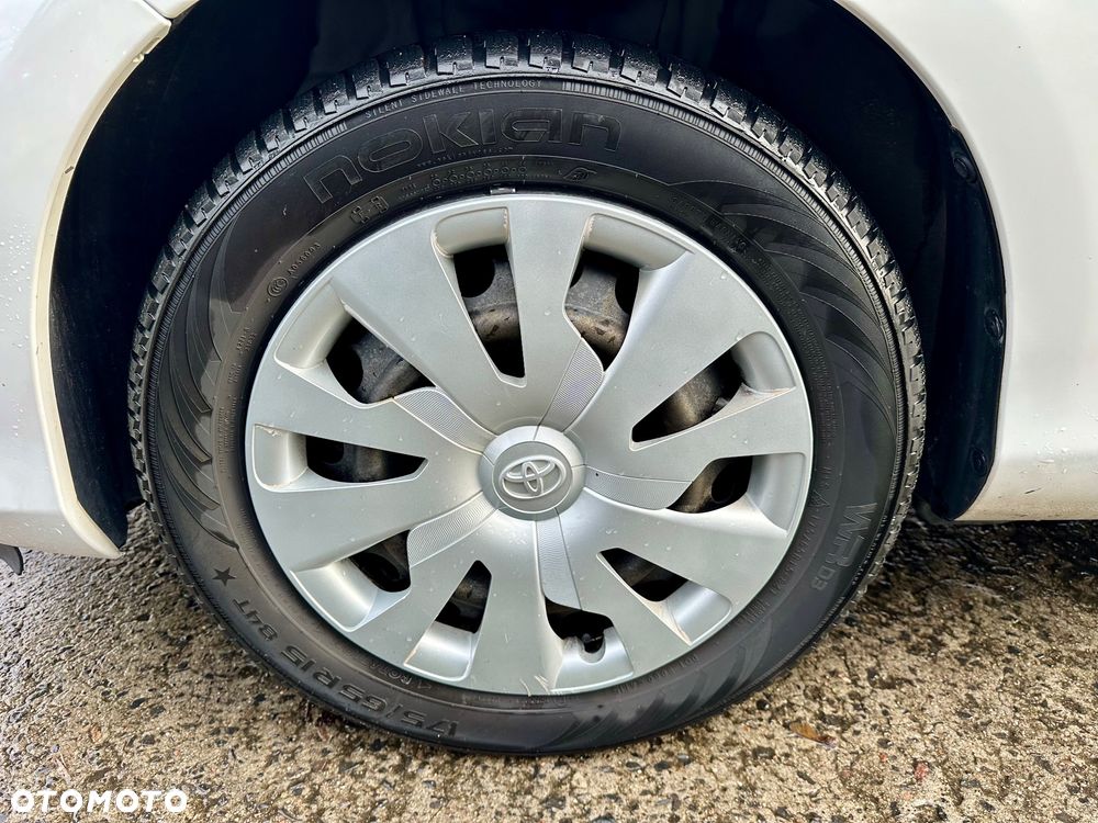 Toyota Yaris 1.0 Active EU6 - 27