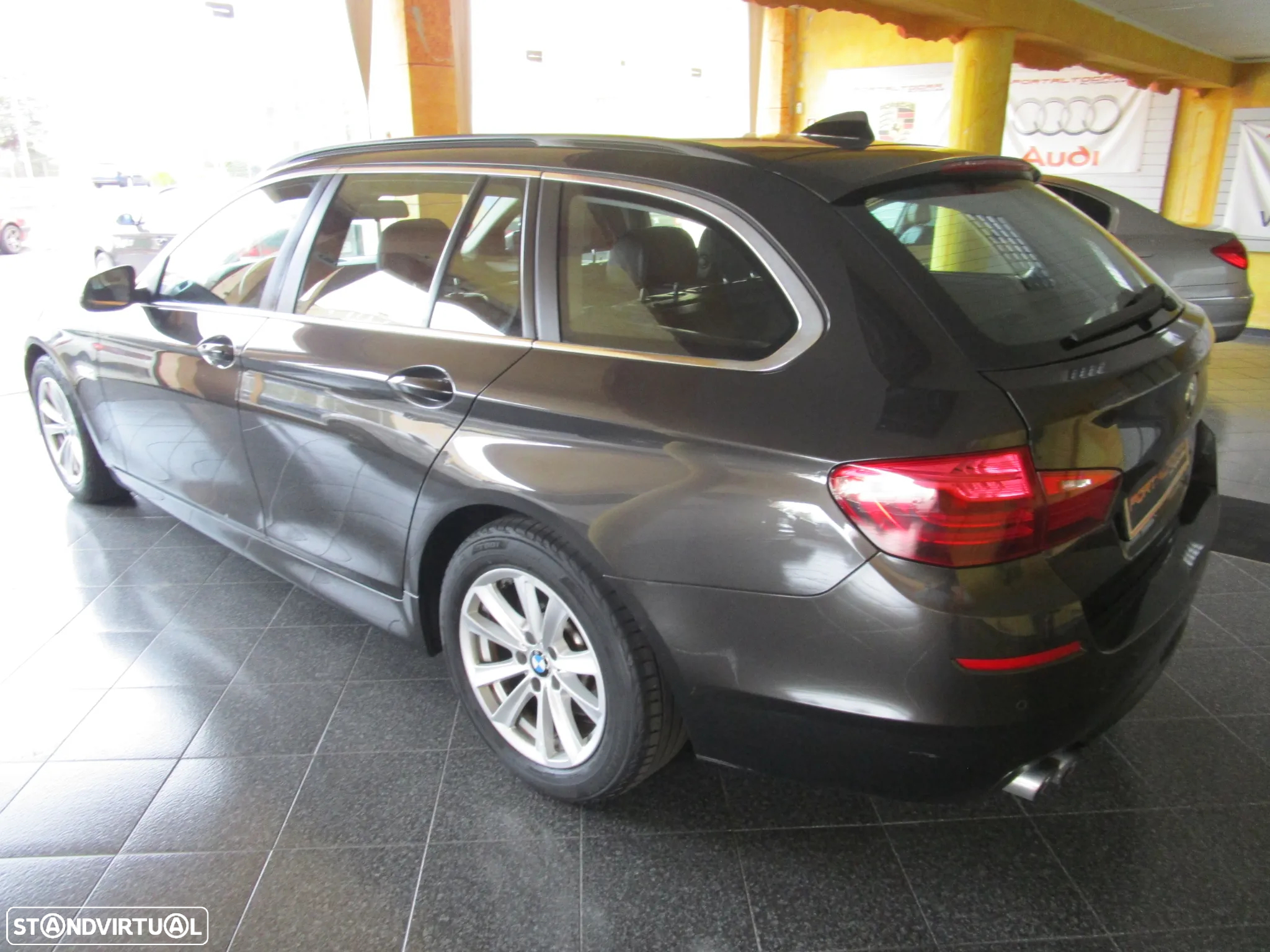 BMW 520 d Touring Aut. Luxury Line - 10