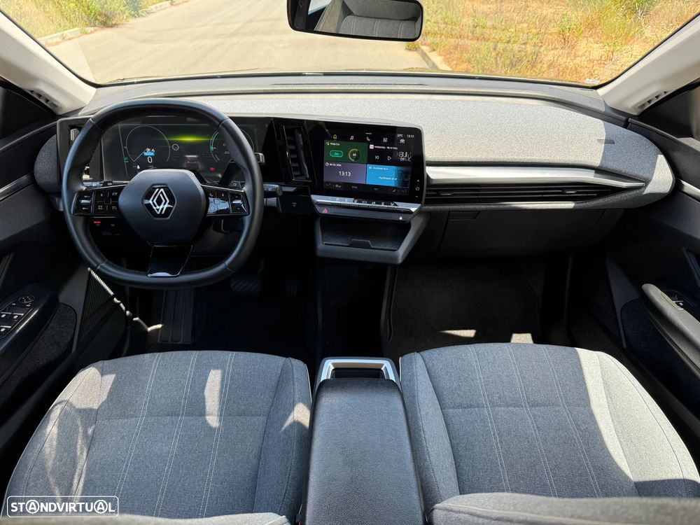 Renault Mégane E-Tech - 25
