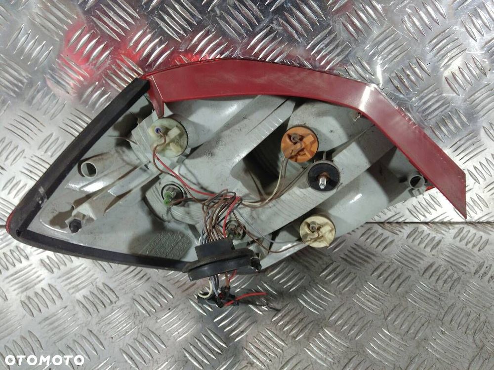 LAMPA PRAWA TYLNA SKODA FABIA 2 - 2