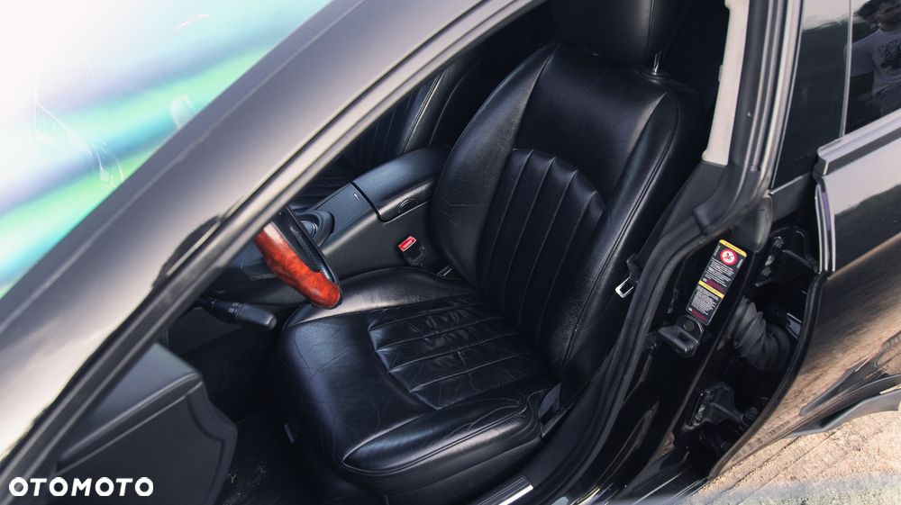 Mercedes-Benz CLS - 28