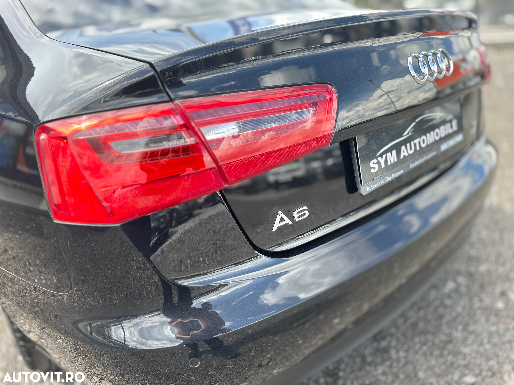 Audi A6 Avant 2.0 TDI Ultra S tronic - 10