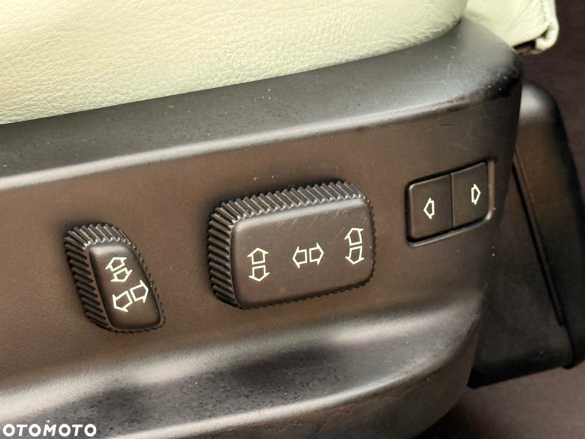 BMW Seria 5 - 36