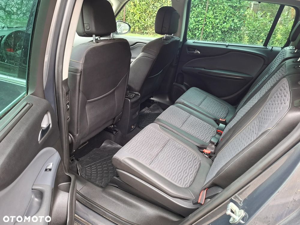 Opel Zafira 2.0 CDTI Cosmo - 31
