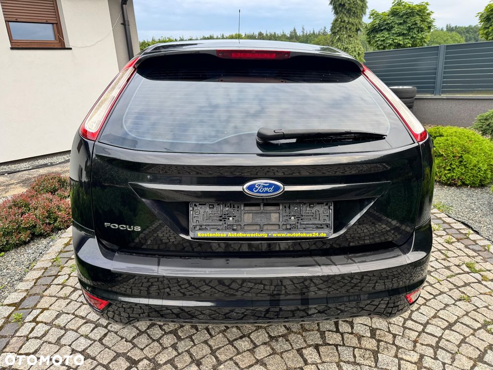 Ford Focus 1.6 16V Trend - 15