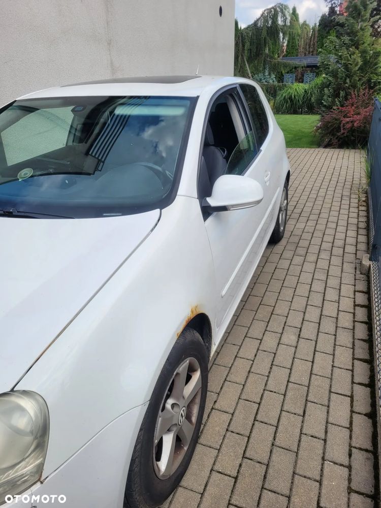 Volkswagen Golf - 10