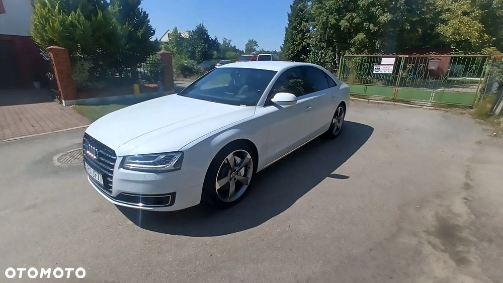 Audi A8 4.2 TDI DPF (clean diesel) quattro tiptronic - 2