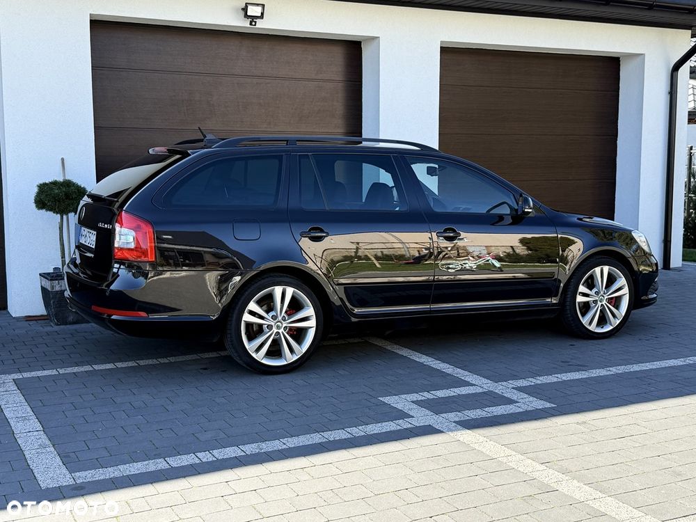 Skoda Octavia 2.0 TSI RS - 8