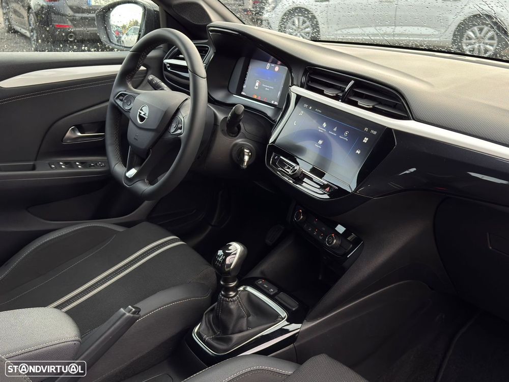 Opel Corsa 1.2 T GS - 11