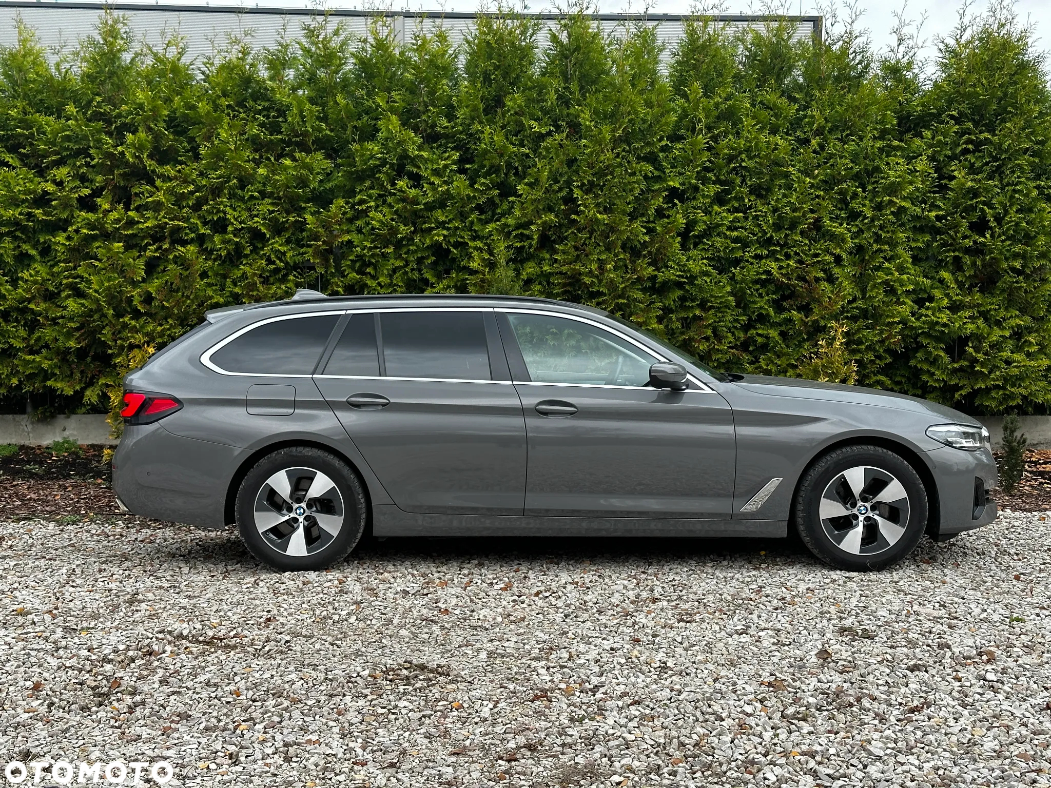 BMW Seria 5 520d Touring - 3