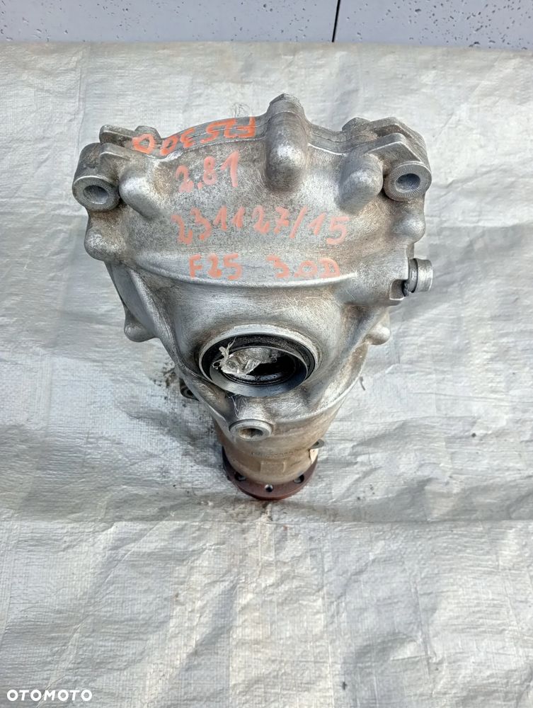 BMW F25 X3 DYFER MOST PRZÓD 8618380 2.81