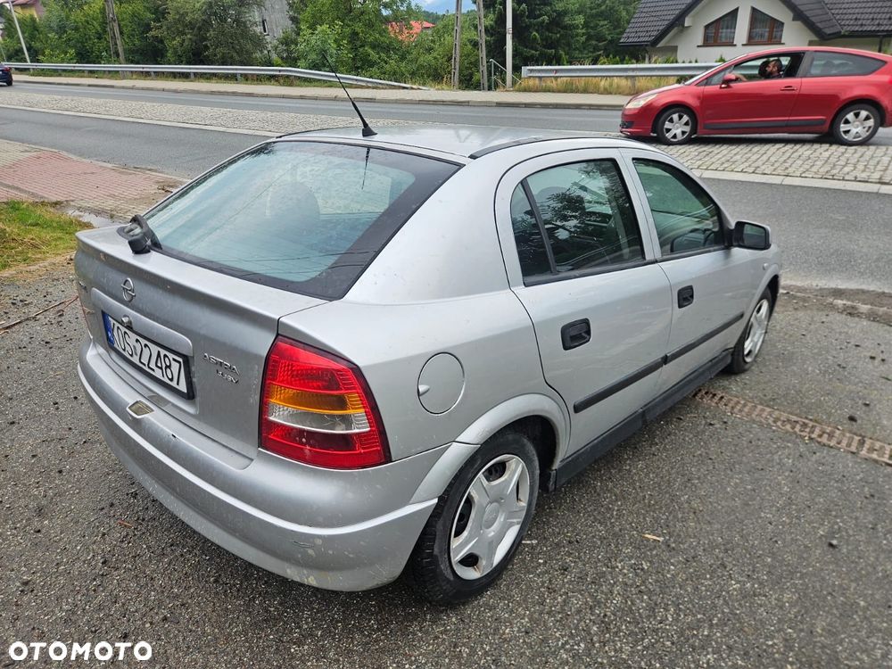 Opel Astra - 3