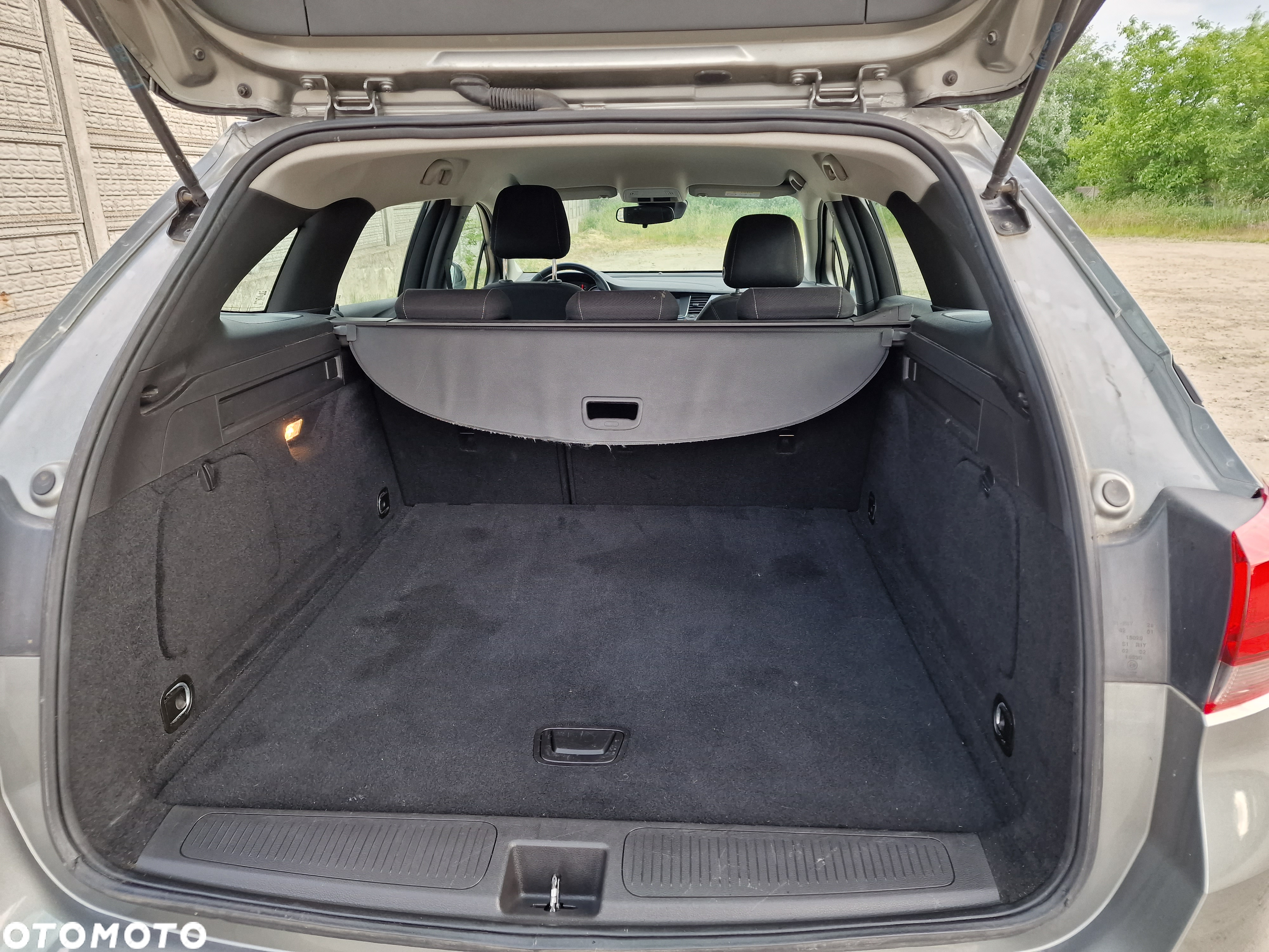 Opel Astra Sports Tourer 1.2 Turbo - 16