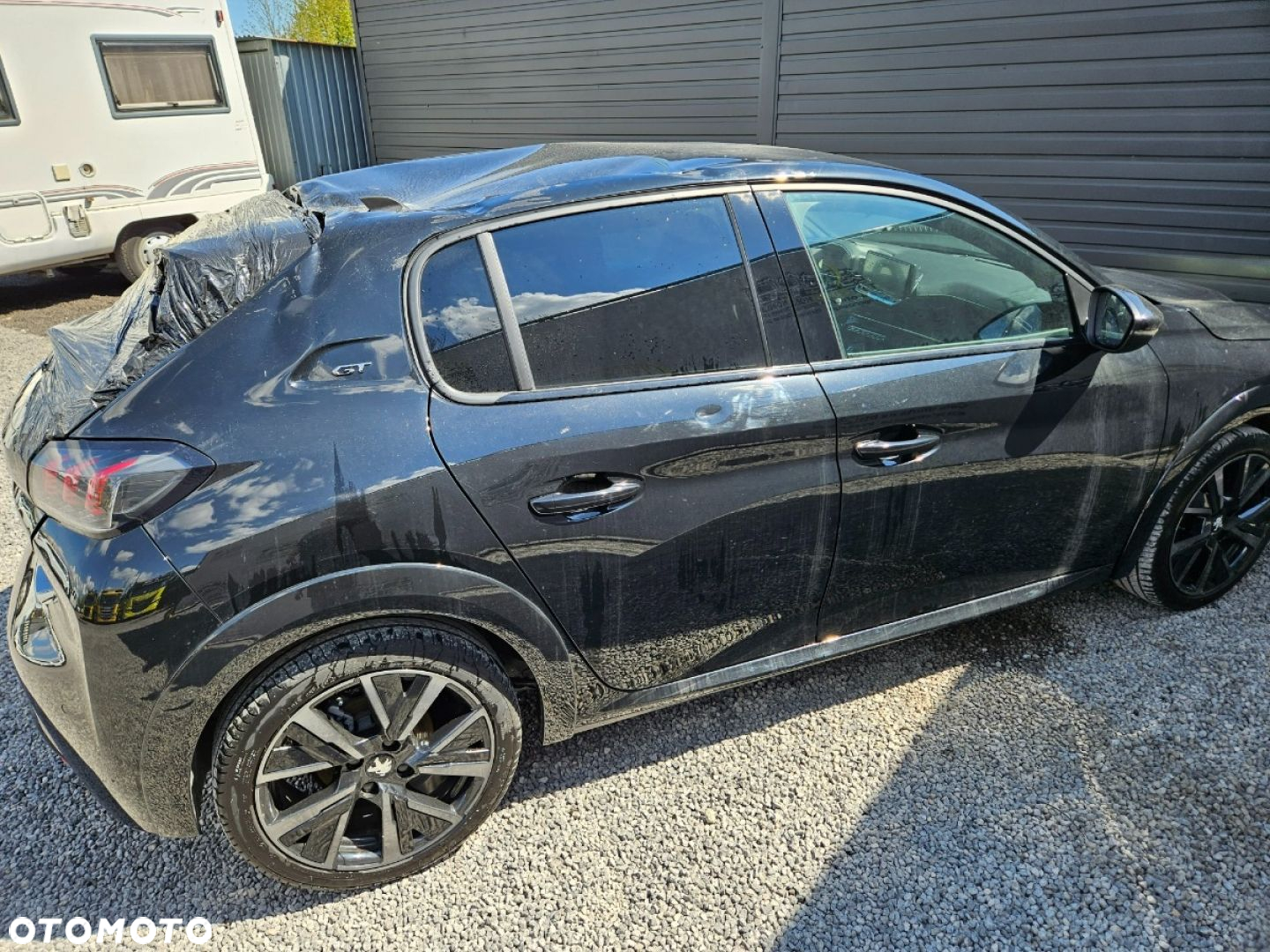 Peugeot 208 - 28
